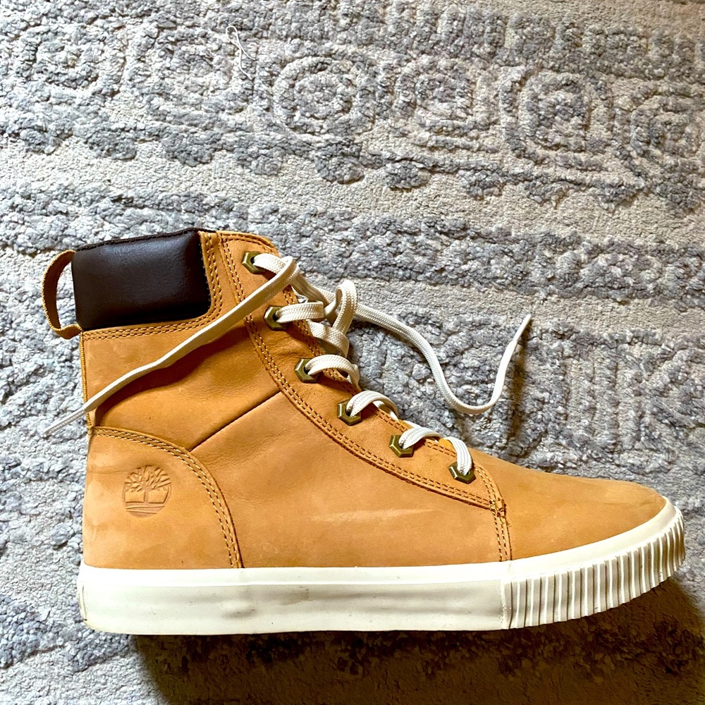 Timberland Sneakers: Talk